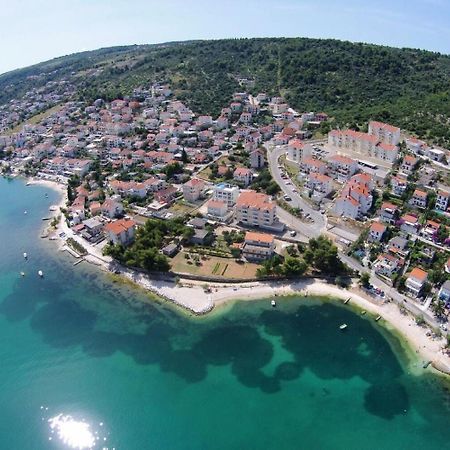 Apartments The View - Close To The Beach & Parking Trogir Ngoại thất bức ảnh