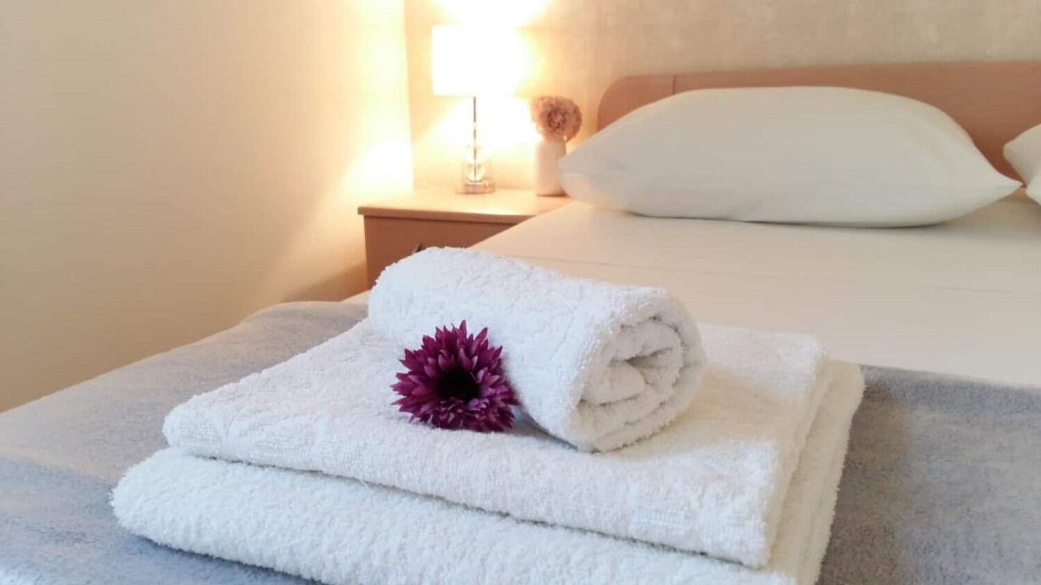 Apartments The View - Close To The Beach & Parking Trogir Ngoại thất bức ảnh